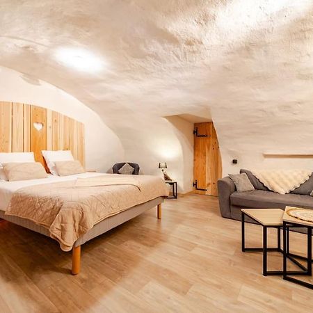 Nuit Romantique Avec Spa Privatif Meilhaud Extérieur photo