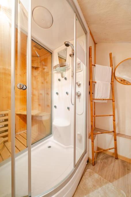 Nuit Romantique Avec Spa Privatif Meilhaud Extérieur photo