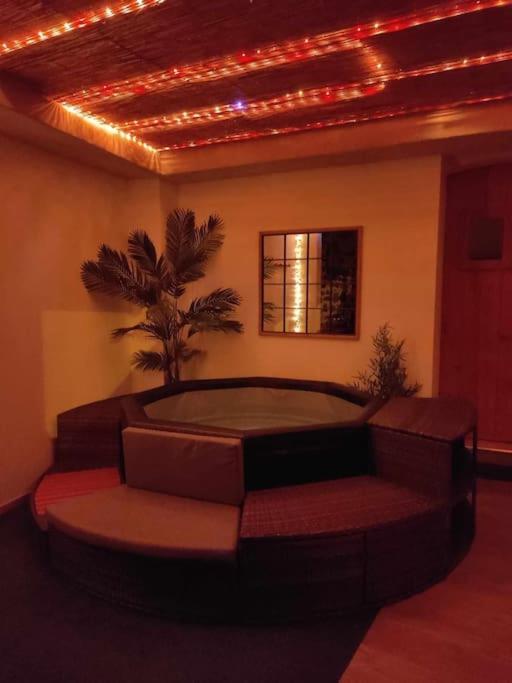 Nuit Romantique Avec Spa Privatif Meilhaud Extérieur photo